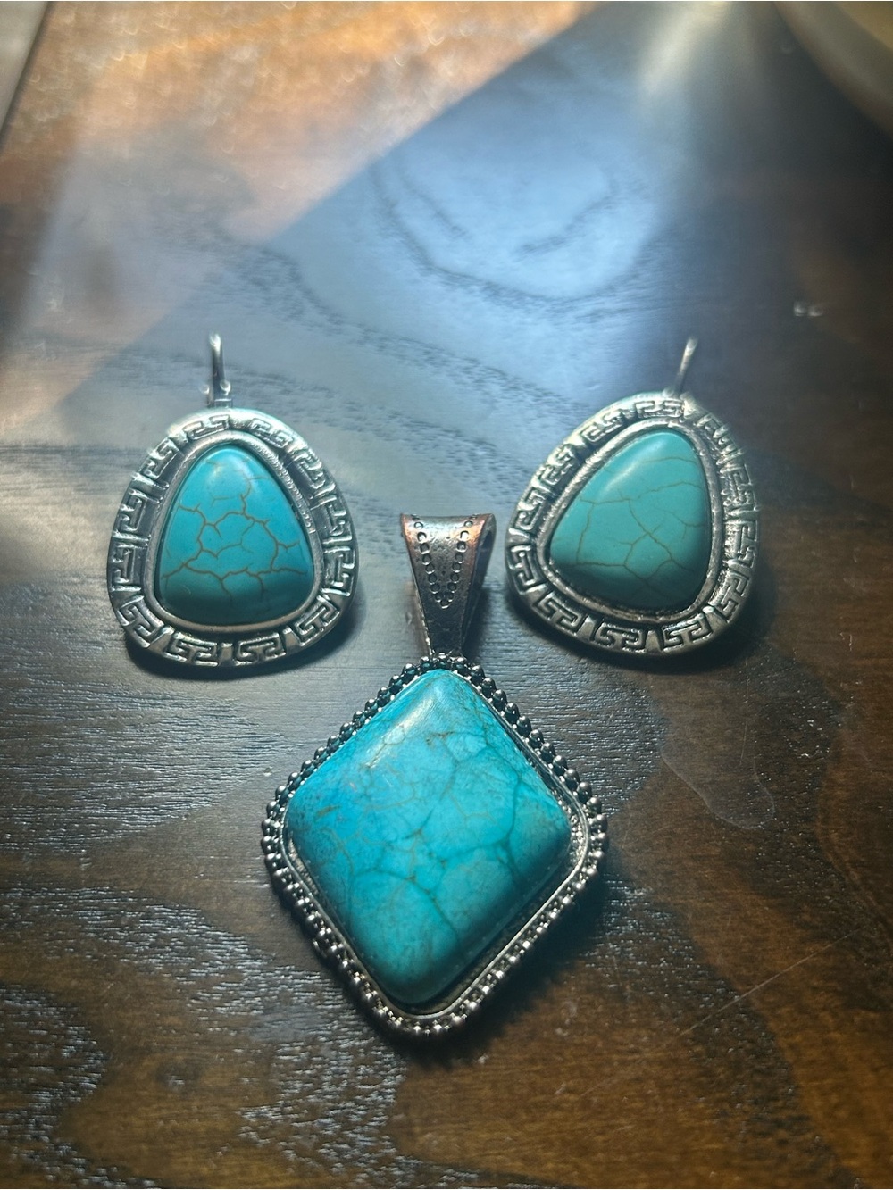 ✨ Western Boho Turquoise-Color Pendant & Earring Set ✨